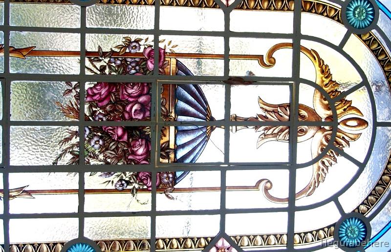 vitral-ornato-con-rosas