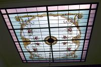  Vitraux pintado con flores y accesorios ornamentales clásicos - diseñado y realizado en 2011- Buenos Aires.