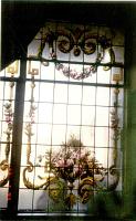  Vitrales de jarrones pintados con ornatos en hojas de acanto y rosas - estilo frances - Buenos Aires.-
cod:16