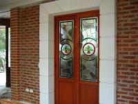 vitral-simbol-libano-puerta
