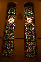  Iglesia Parroquial Nuestra Señora de la Medalla Milagrosa - Restauración de vitrales en 2011- Adrogué - Buenos Aires.-